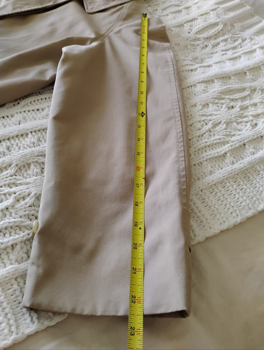 Vintage Burberry Trench Coat, Single Breasted - Picture 10 of 10